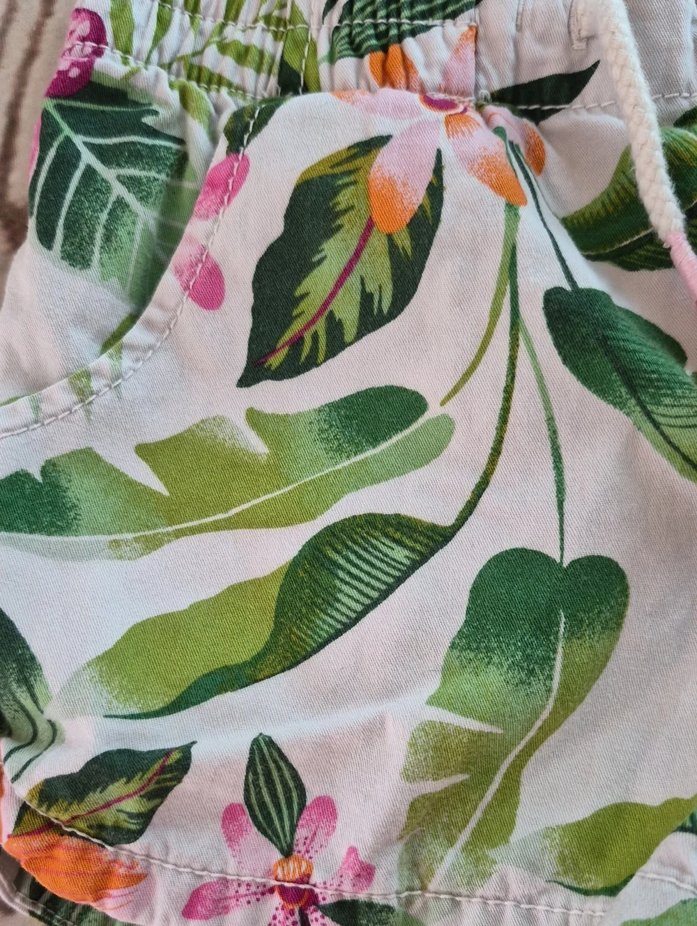 Old Navy Multicolored Floral Shorts Size S (6-7)
